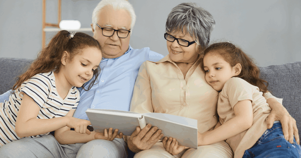 seniorss with grandchildren