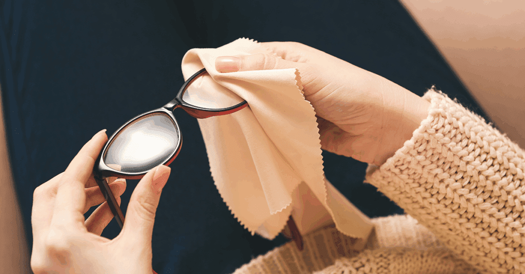 glasses cleaning