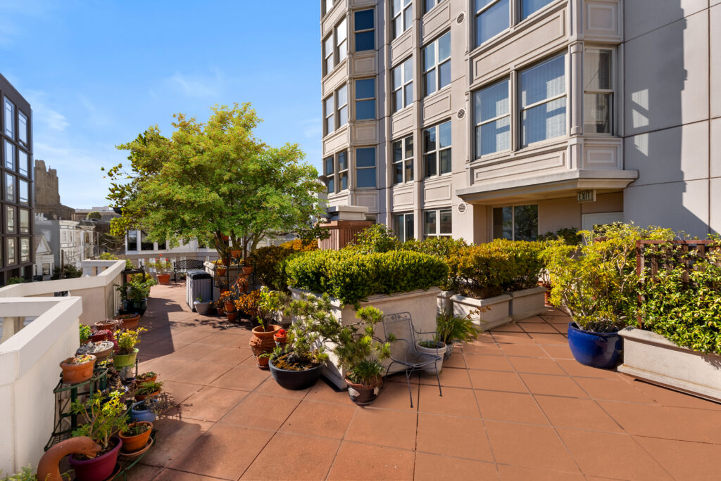 seniors living apartments