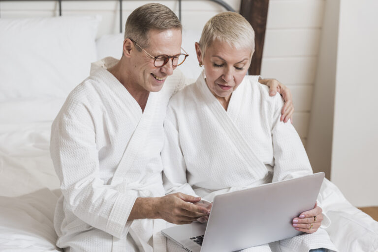 senior couple in senior living communities